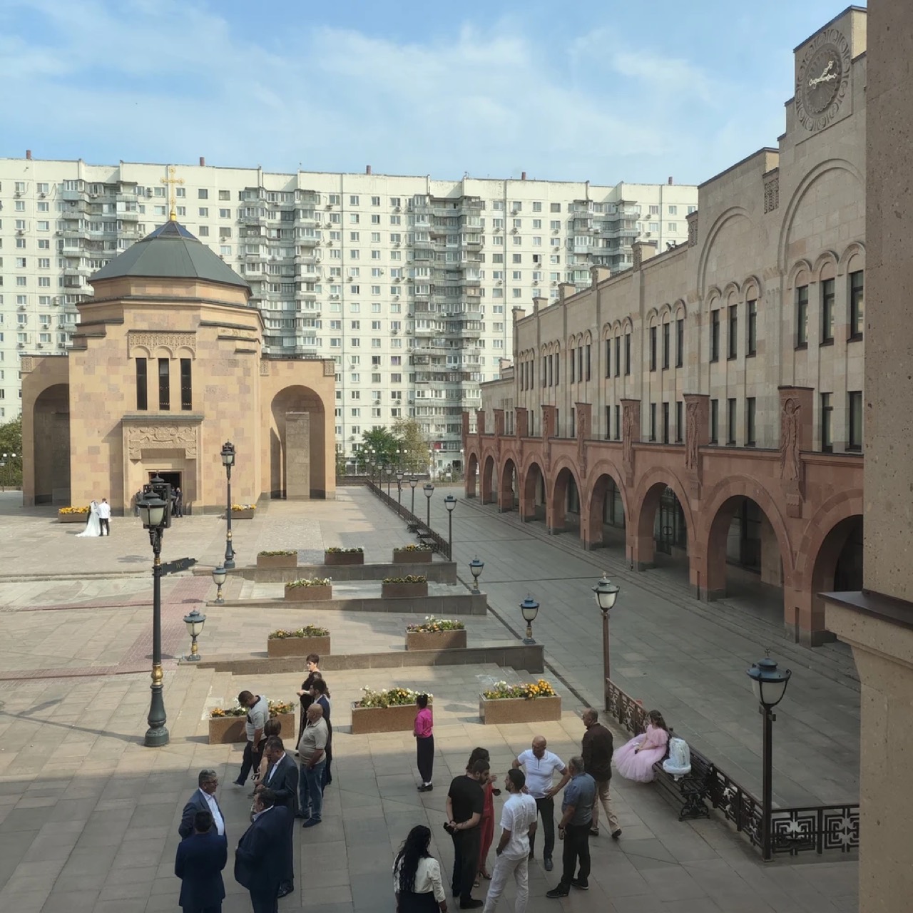 Армянский храмовый комплекс: авторская экскурсия с иподиаконом — Москва